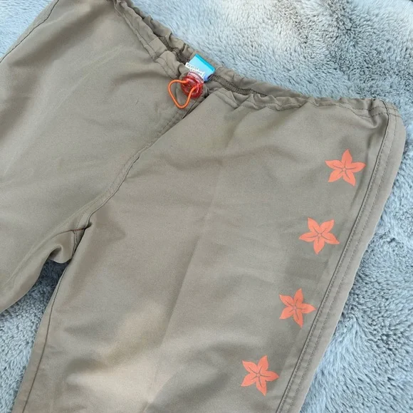 Y2K vintage amazing, extreme, low rise gorpcore utility Capri made in Brazil - Picture 8 of 16